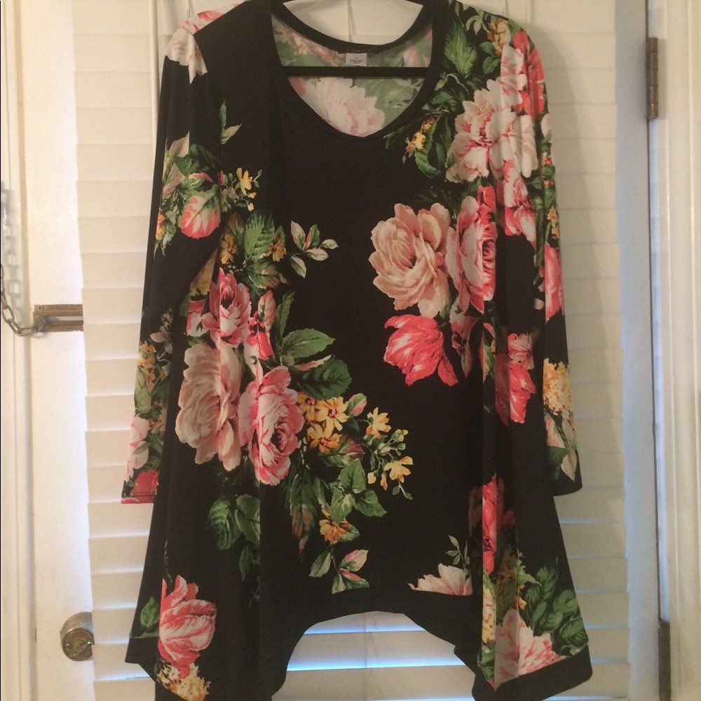 LADIES PLUS SZ 1X FLORAL PRINT LONG SLEEVED BLOUSE